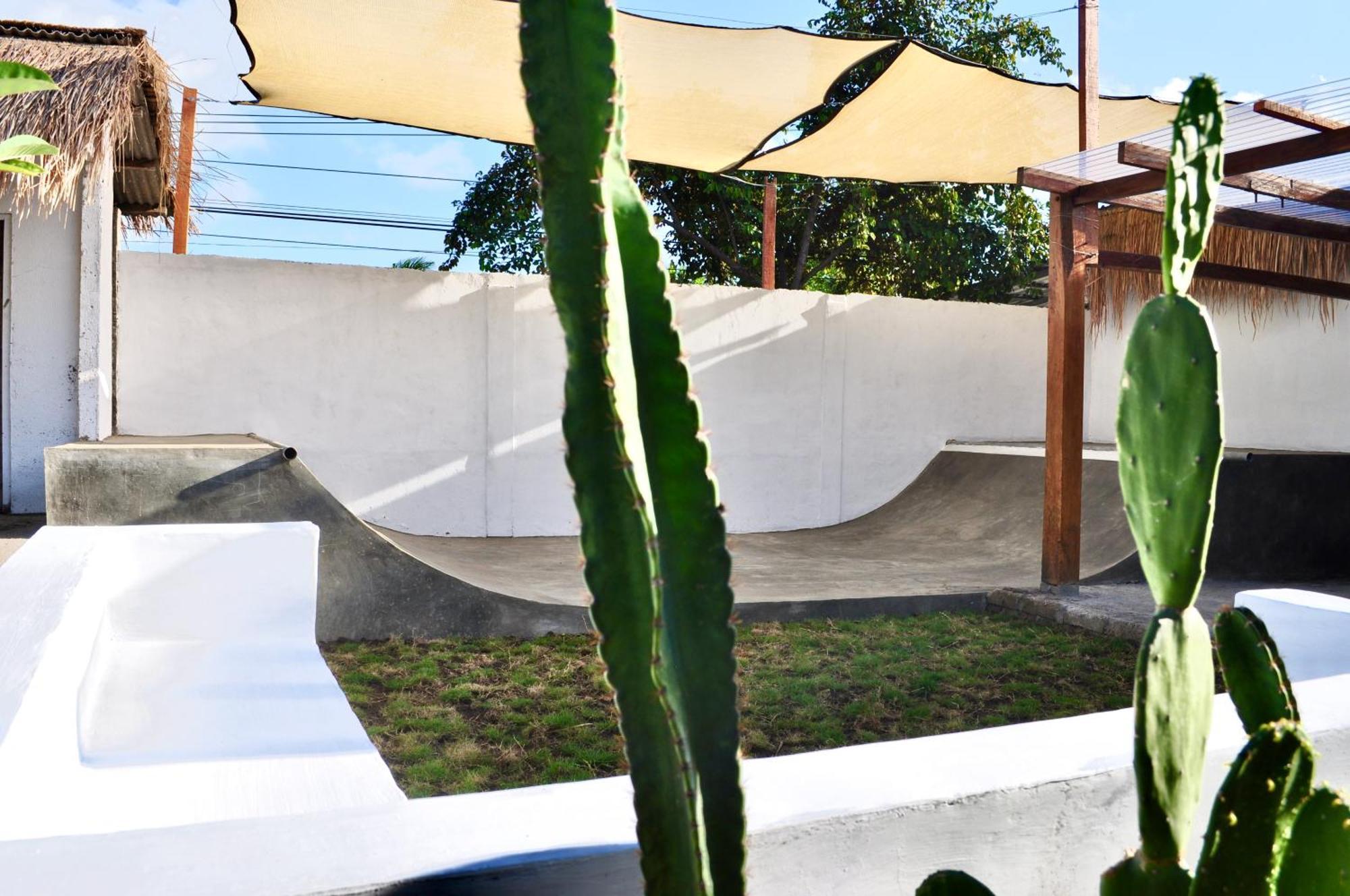 Ripbowl Guest House Selong Belanak Exterior photo
